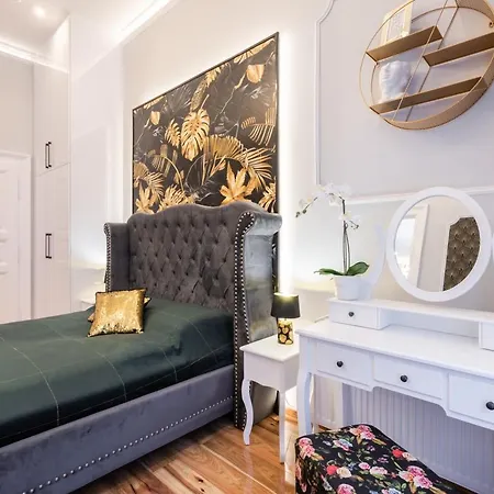 Lägenhet Premium Art Deco At Broadway // 4bdr & 3br