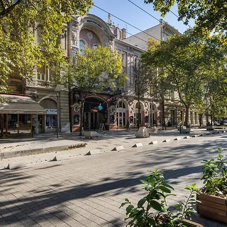 Apartament Premium Art Deco At Broadway // 4bdr & 3br Budapesta