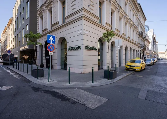 Premium Art Deco At Broadway // 4bdr & 3br Апартаменты