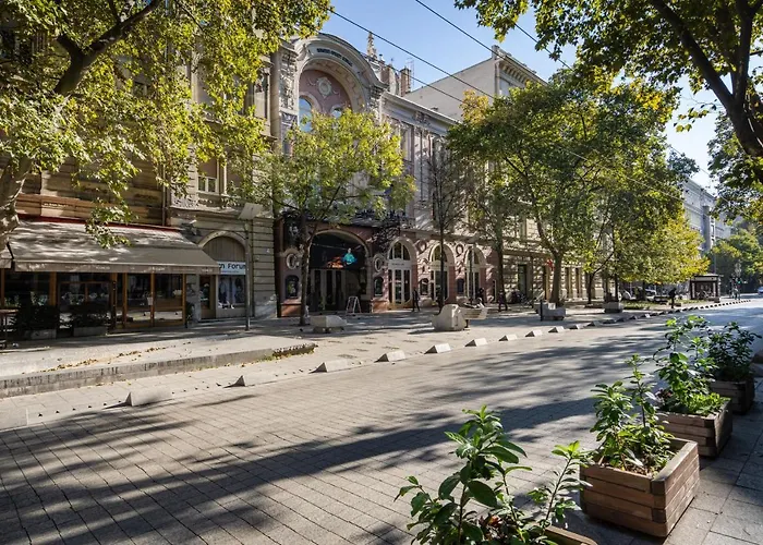 Апартаменты Premium Art Deco At Broadway // 4bdr & 3br Будапешт